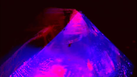 PYRAMIS 
